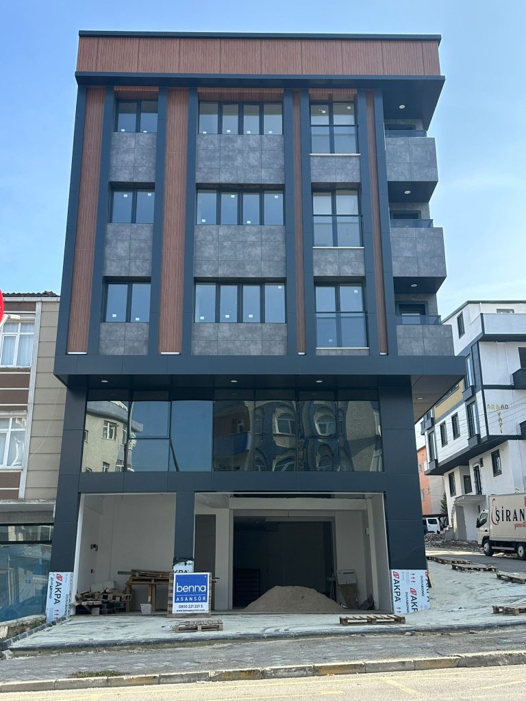 Comment Réaliser un Revêtement en Céramique pour Façade Extérieure ?